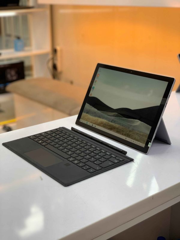 Microsoft Surface Pro 7